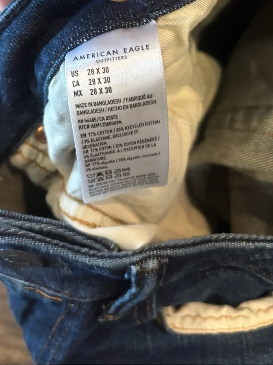 American Eagle Outfitters Men's Straight Jeans in Dark Blue - Picture 3 of 4